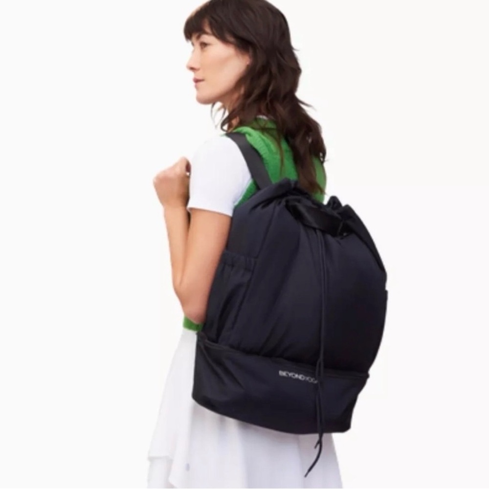 NWT- Beyond Yoga Convertible Fabric Backpack